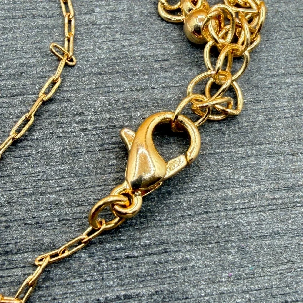 N/A delicate gold